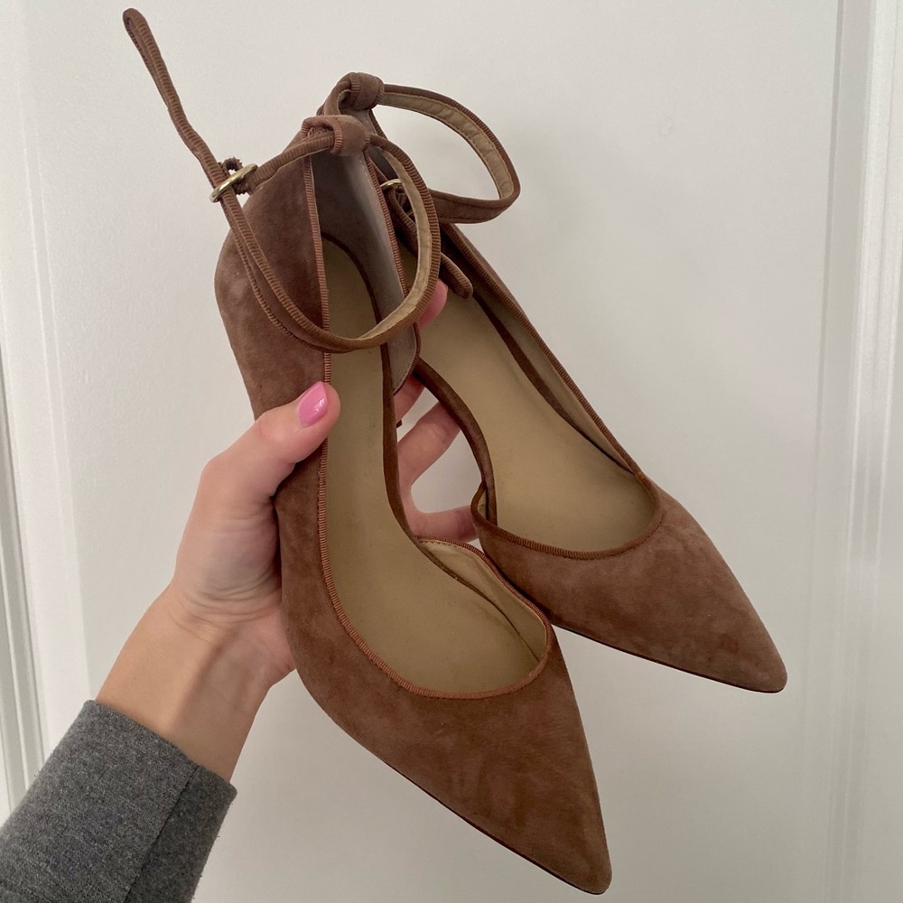 Ann Taylor Tan Pumps with Heel Strap
